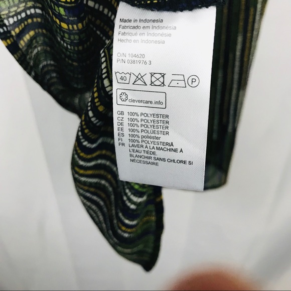 H&M | Semi Sheer Blouse | Printed | 8 - Picture 6 of 6